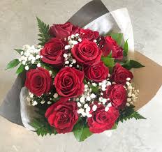 EFV133  Hand Tied Bouquet of Red Roses