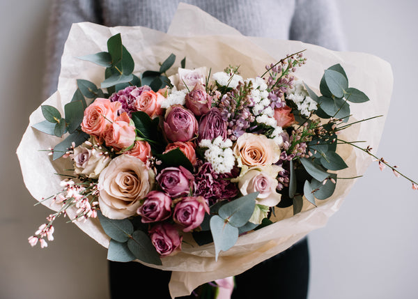 A Subscription for Flowers in Mississauga