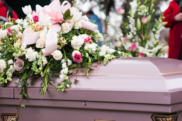 What kind of bouquet is good for a funeral?